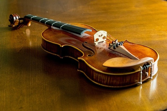 WHY YOU SHOULD PURCHASE SECOND-HAND MUSIC INSTRUMENTS